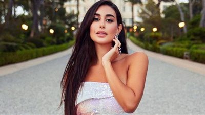 ياسمين صبري تستعرض لياقتها في الجيم (صور)