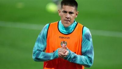 الوحدة السعودي يضم مدافع منتخب كوستاريكا