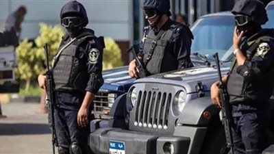 تعاملات بــ4 ملايين ..سقوط عاطل وشقيقه في قنا لاتجاره في النقد الأجنبي