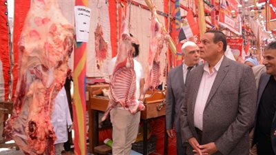 محافظ البحيرة يفتتح معرض المواد الغذائية بكفر الدوار