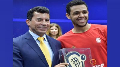 وزير الرياضة يشهد نهائي بطولة العظماء الثمانية للإسكواش