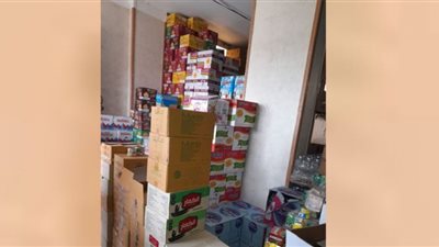 ضبط ٣٦٠ لتر لبن و١٠٠٠ زجاجة مياه مجهولة المصدر بالعاشر من رمضان
