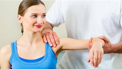 علامات غير متوقعة تؤكد إصابتك بنوع سرطان مميت.. أطباء يحذرون