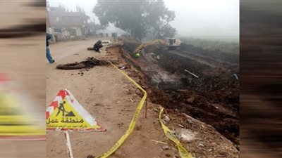 محافظ الشرقية يُتابع إنشاء حائط ساند على طريق فاقوس -الغزالي - أم عجرم