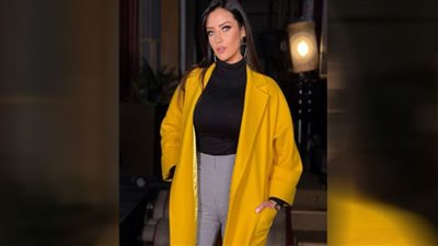 بالشعر الغجري.. رضوى الشربيني تستقبل عيد الحب بلوك جديد (صور)