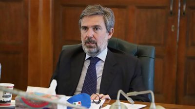 سفير إيطاليا بالقاهرة يُشيد بالنهضة التي تشهدها مصر