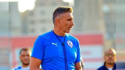 مرتضى منصور : كارتيرون مستمر في تدريب الزمالك