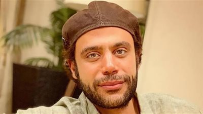 محمد عادل إمام يعود لتصوير 