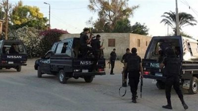 ضبط 195 بندقية في مداهمات على تجار السلاح