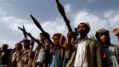 تقرير حقوقي: 23 قياديا حوثيا يعملون لصالح الحارس القضائي في نهب أموال الشركات