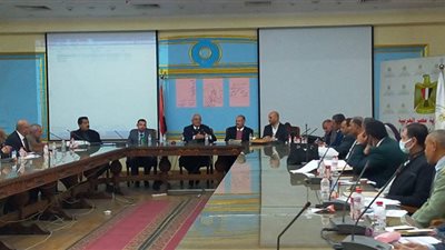 تدريب موجهي عموم الدراسات على فلسفة التعليم الجديدة