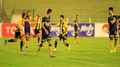 المقاولون يتقدم على المحلة في الشوط الأول