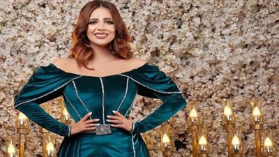 رنا سماحة تتألق بالمخمل الناعم والجمهور يعلق