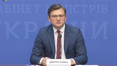 أوكرانيا تتشكك في إعلان روسيا عودة بعض وحداتها العسكرية إلى قواعدها