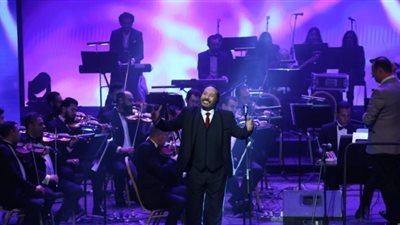 على الحجار يشدو بأجمل أغانيه فى عيد الحب على مسرح دار الأوبرا (صور)