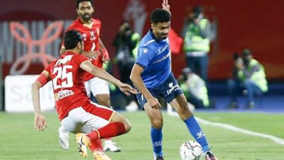 الليلة.. سموحة يستضيف الأهلي بالدوري المصري