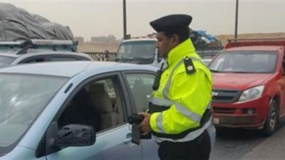 ضبط 2674 مخالفة لقائدي الدراجات النارية لعدم ارتداء الخوذة