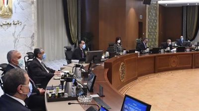 عبد الغفار: توفير الجرعة التعزيزية بعد ٣ شهور من الجرعة الثانية للمرحلة العمرية فوق ٦٥ سنة