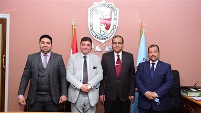 بروتوكول تعاون بين جامعة سوهاج ونقابة المحامين في مجال التدريب