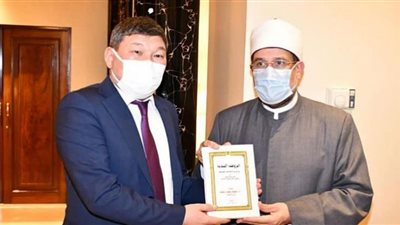 وزير الأوقاف يستقبل نائب مفتي كازاخستان