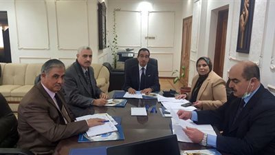 جامعة الفيوم تعقد اجتماع اللجنة العليا لمشروع التنور المجتمعى