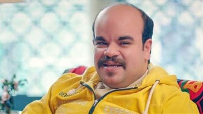 محمد عبدالرحمن يُجري عملية جراحية دقيقة في القلب