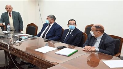 اجتماع تدشين بدء الإعداد للخطة الإستراتيجية لجامعة الفيوم 2022 - 2027