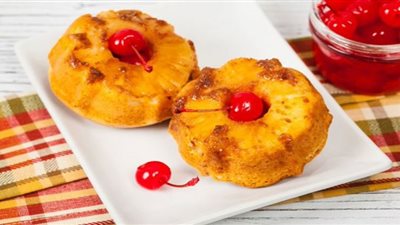 عشاق الحلويات.. طريقة عمل دنش بالكاسترد والاناناس