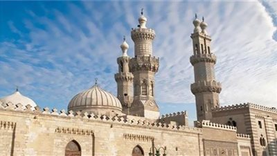 حملات قوية للدفاع عن ثوابت الدين.. إنجازات الأزهر في 8 سنوات