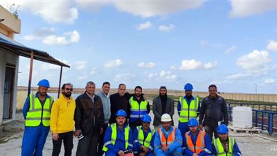 لجان بمياه مطروح تقوم بالمرور على المواقع ومتابعة محطات الصرف الصحي
