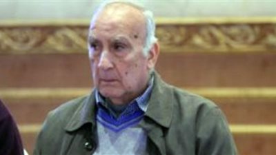 الأهلي ينعى أحمد مصطفى لاعب الزمالك ومنتخب مصر الأسبق