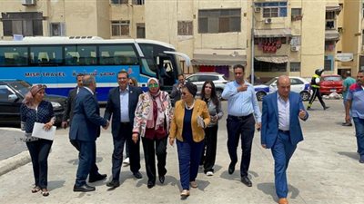 وفد صحة النواب يتفقد مستشفى الحياة بورفؤاد