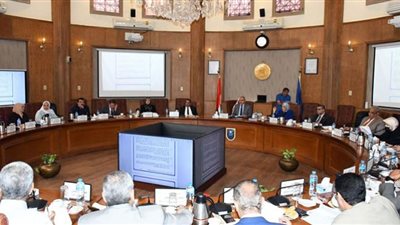 إنعقاد مجلس جامعة قناة السويس
