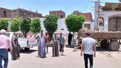 إيقاف أعمال هدم بدون ترخيص بطراد النيل غرب مدينة دشنا فى قنا