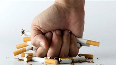 طبيبة روسية تكشف كيف يعيق التدخين التعافي من الالتهابات التنفسية الحادة