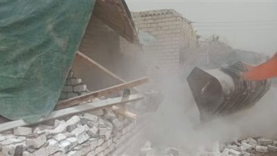 تنفيذ 4 حالات إزالة بقرية أبو طفيلة بالإسماعيلية