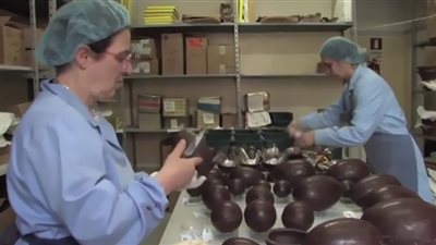 إغلاق مصنع دولي شهير لتصنيع الكاكاو والشوكولا