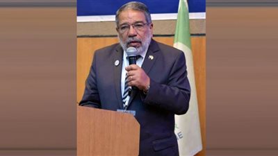 محمد فريد يتولى منصب الأمين العام لنقابة الأطباء