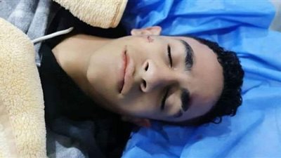 اصابه طالب في حادث أثناء عبوره الطريق بالغردقة