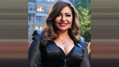 ليلي علوي زهرة خضراء مفعمة الأنوثة فى أحدث إطلالاتها (صور)