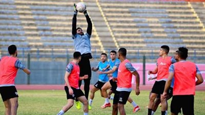 الزمالك يؤدي تدريبه الختامي قبل مواجهة ساجرادا الأنجولي