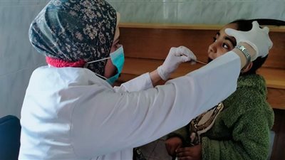 الكشف الطبي على 2000 مريض في قافلة طبية بقرية أبو عمران بكفر صقر