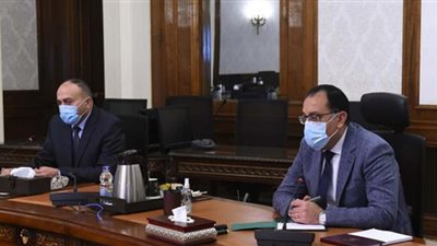 مدبولي يتابع موقف حالة التقلبات الجوية والإجراءات المُتخذة لمواجهتها