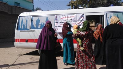 قافلة طبية مجانية بقرية بنجع السباعي بقوص الصحية