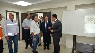 وزير التعليم العالي و نائب محافظ الإسماعيلية يتفقدان فرع هيئة الإسعاف المصرية