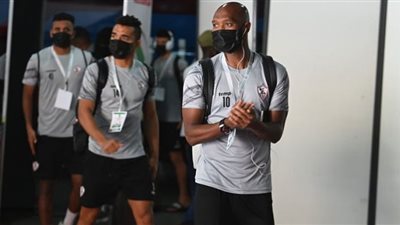 حافلة الزمالك تصل لاستاد11 نوفمبر استعدادا لمواجهة ساجرادا