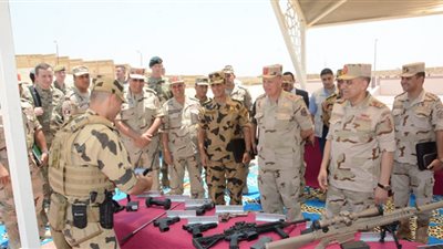 القوات المسلحة تنظم دورة تدريبية مع الجانب الأمريكي بمجال التعامل مع العبوات الناسفة