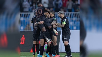 هجوم عنيف من جماهير الشباب السعودي على الإدارة بسبب اللاعب الجديد