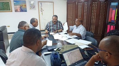 رئيس مدينة سفاجا يوجه بإزالة التعديات على الأراضي الزراعية وأملاك الدولة