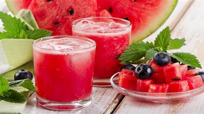 أضيفي تلك المكونات لعصير البطيخ واحصلي على مذاق ألذ